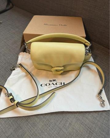 Coach mini pillow tabby butter yellow beschikbaar voor biedingen