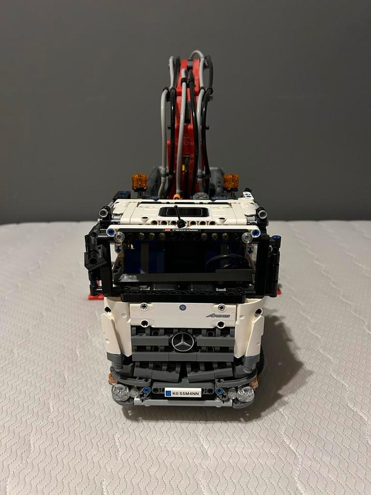 Lego Technic 42043 Mercedes-Benz Arocs 3245, Kinderen en Baby's, Speelgoed | Duplo en Lego, Zo goed als nieuw, Lego, Complete set