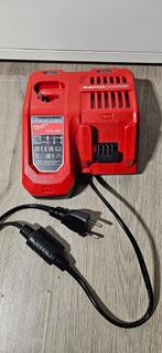 Milwaukee M12-18 FC snellader, Ophalen of Verzenden, Zo goed als nieuw