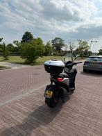 Beverly 400 HPE S met alarm en topkoffer, Motoren, Particulier, Scooter