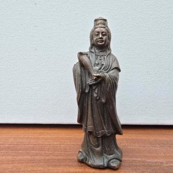 Bronzen beeldje van Guan Yin of guanyin beschikbaar voor biedingen
