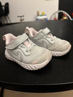 Nike running sneakers maat 19.5, Ophalen of Verzenden, Zo goed als nieuw, Schoentjes