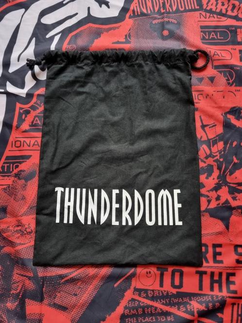 Thunderdome tas 40x30, Sieraden, Tassen en Uiterlijk, Tassen | Rugtassen, Zo goed als nieuw, Verzenden