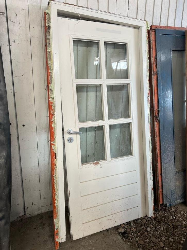 Prachtige Witte voordeur incl. kozijn (bxh= 100cmx211cm), Doe-het-zelf en Verbouw, Deuren en Horren, Gebruikt, Buitendeur, 200 tot 215 cm
