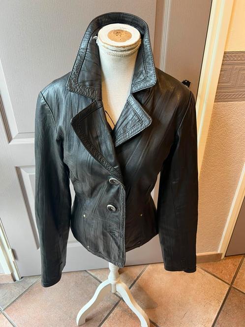 Vero moda schapenleren jack maat: m kleur: zwart, Kleding | Dames, Jasjes, Kostuums en Pakken, Nieuw, Jasje, Maat 38/40 (M), Zwart
