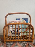 Vintage rotan lectuurmand tijdschriften rek boho, Huis en Inrichting, ., Ophalen of Verzenden, Zo goed als nieuw, .