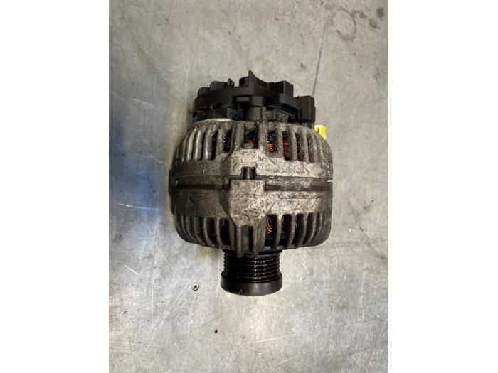 Dynamo van een Volvo V70, Auto-onderdelen, Motor en Toebehoren, Volvo, Gebruikt, 3 maanden garantie, Ophalen of Verzenden