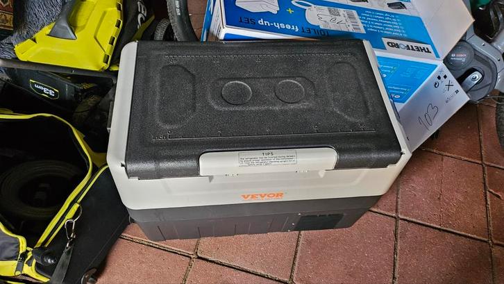 Vevor Draagbare Koelbox/Diepvries, Caravans en Kamperen, Koelboxen, Zo goed als nieuw, Elektrisch, Ophalen