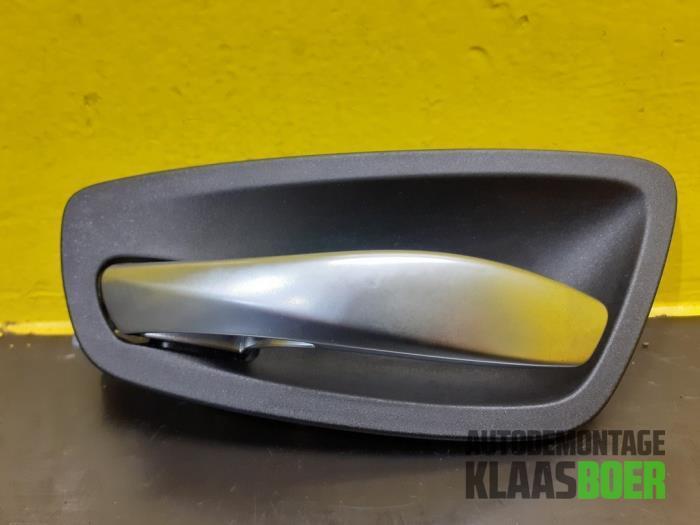 Handgreep van een BMW 1-Serie, Auto-onderdelen, Interieur en Bekleding, BMW, Gebruikt, 6 maanden garantie, 12 maanden garantie