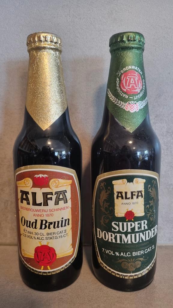 2x Alfa bier – Oud Bruin & Super Dortmunder (tht 1989), Verzamelen, Biermerken, Ophalen of Verzenden