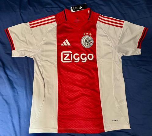 Ajax thuis shirt 2025/2026 4XL NIEUW Adidas, Kleding | Heren, Sportkleding, Nieuw, Voetbal, Overige maten, Rood, Ophalen of Verzenden