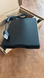 3.5-inch floppy disk drive - USB, Computers en Software, Overige Computers en Software, Ophalen of Verzenden, Zo goed als nieuw