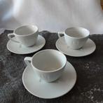 NESPRESSO cappuccino kopjes, logo vierkant, 3 stuks, Ophalen of Verzenden, Zo goed als nieuw, Overige stijlen, Kop(pen) en/of Schotel(s)
