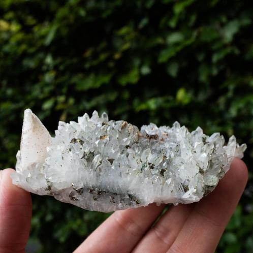 Kwarts uit Djurkovo #1, Verzamelen, Mineralen en Fossielen, Mineraal, Ophalen of Verzenden