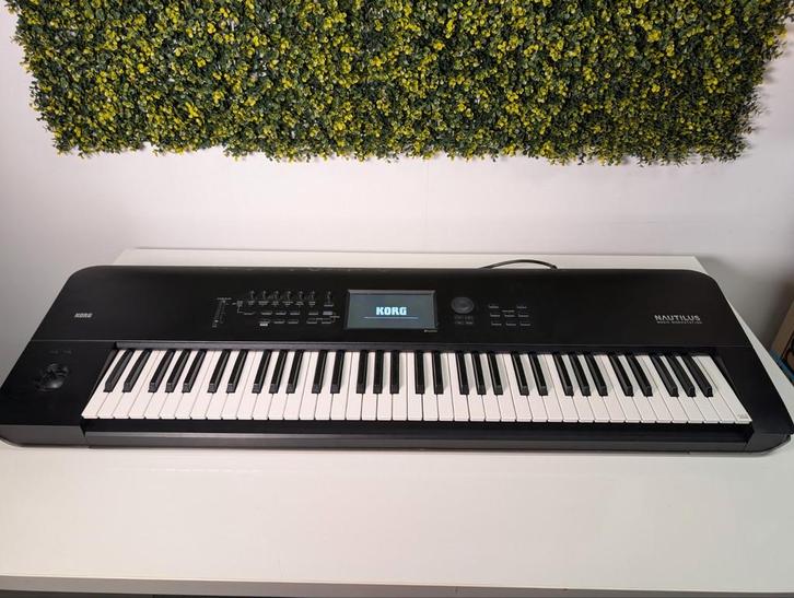 Prosq Music | Korg Nautilus 73 Music Workstation Tweedekans!, Muziek en Instrumenten, Keyboards, Zo goed als nieuw, 76 toetsen