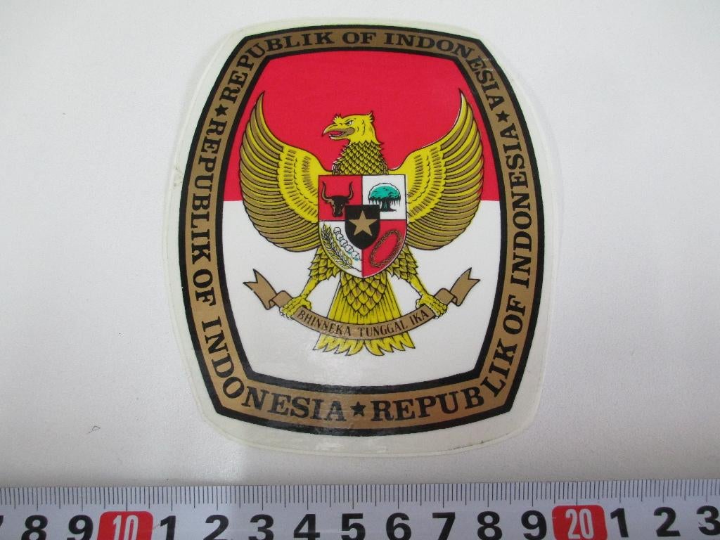 sticker wapen republik of indonesia bhinneka tunggal ika, Ophalen, Zo goed als nieuw
