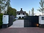 Dubbele draaipoort ral 9005 totale afmeting 4m x 1,50 hoog, Ophalen, Met poort, Overige typen, Zo goed als nieuw