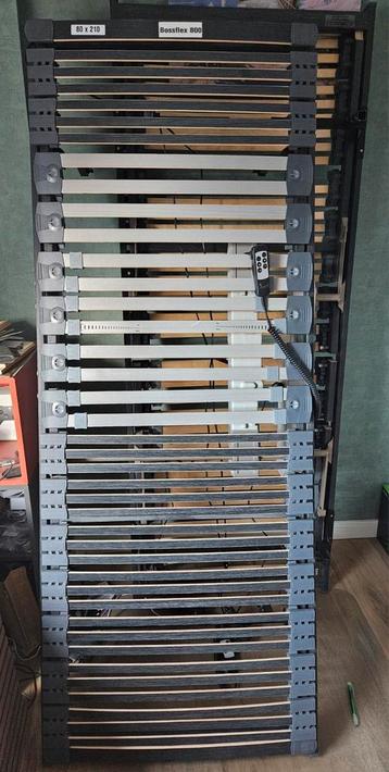 2 elektrische lattenbodems 80cmx210cm beschikbaar voor biedingen