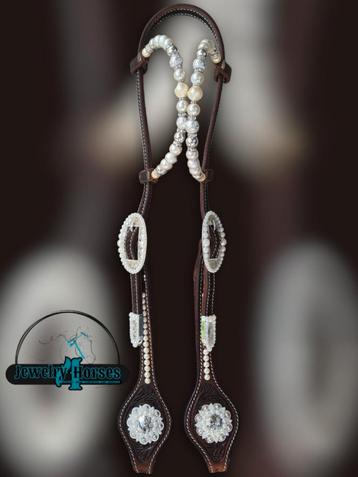 Western hoofdstel pearls beschikbaar voor biedingen