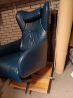 Prominent  stoel blauw leder, Huis en Inrichting, Fauteuils, Ophalen, 75 tot 100 cm, 50 tot 75 cm
