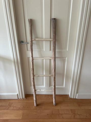 Houten Ladder voor Decoratie beschikbaar voor biedingen