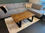 Robuuste salontafel met stalen poten en eiken wagonplanken, Ophalen, Nieuw, Metaal