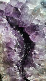 Prachtige amethist geode Brazilië met bergkristal, Verzamelen, Mineralen en Fossielen, Ophalen of Verzenden, Mineraal