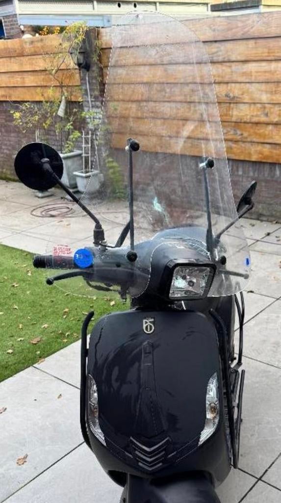 Windscherm scooter, Fietsen en Brommers, Brommeronderdelen | Scooters, Ophalen, Gebruikt, Kap, Overige merken