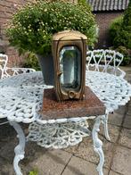 Bronzen graf lantaarn op granieten plaat, Ophalen, Glas