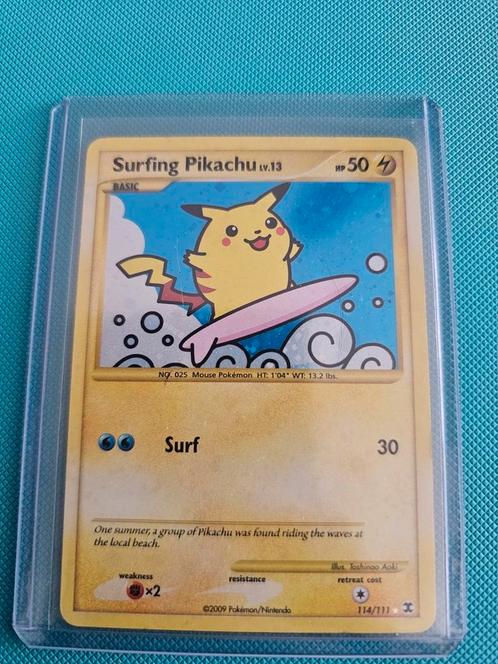 Surfing pikachu holo, Hobby en Vrije tijd, Verzamelkaartspellen | Pokémon, Gebruikt, Losse kaart, Ophalen of Verzenden