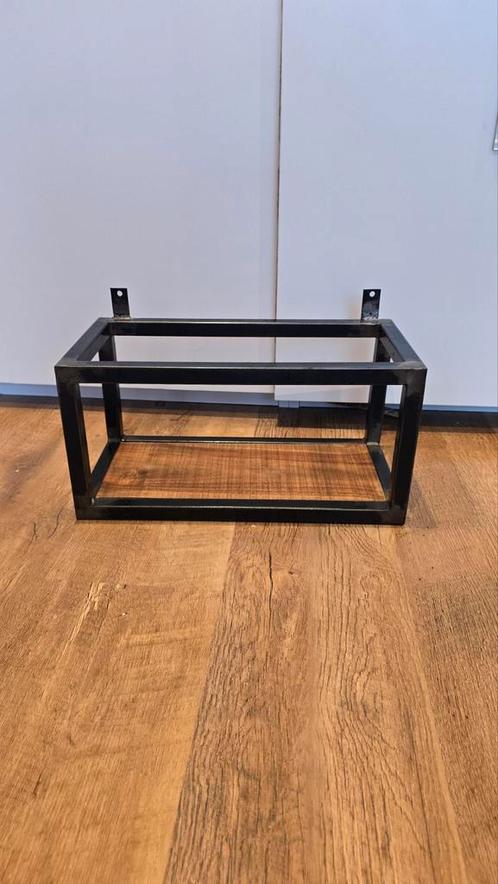 Teak Wandplank met Zwart Stalen Frame, Huis en Inrichting, Woonaccessoires | Wandplanken en Boekenplanken, Zo goed als nieuw, Ophalen