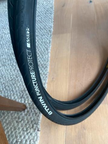 2x BTWIN Racefiets Banden 650x25 - Nieuw beschikbaar voor biedingen