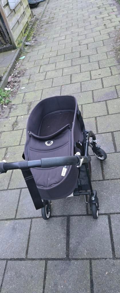 Bugaboo Bee 3 kinderwagen met nieuwe blauwe hoes, Kinderwagen, Gebruikt, Bugaboo, Verstelbare duwstang