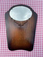 Retro spiegeltje met geslepen glas, Antiek en Kunst, Antiek | Spiegels, Ophalen of Verzenden, Overige vormen, Minder dan 50 cm