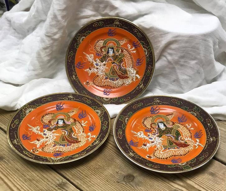 3x borden emperor dragon - Moriage japan, Antiek en Kunst, Antiek | Keramiek en Aardewerk, Ophalen of Verzenden