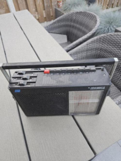 Jaren 80 krachtige wereldontvanger 10 golfen, sabina R 610, Audio, Tv en Foto, Radio's, Gebruikt, Wereldontvanger, Ophalen of Verzenden