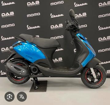 Zip gezocht 50cc brom beschikbaar voor biedingen