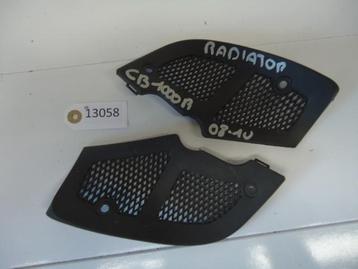 CB1000R 2008 - 2010 Honda Cover Cover gril radiator D1-13096 beschikbaar voor biedingen