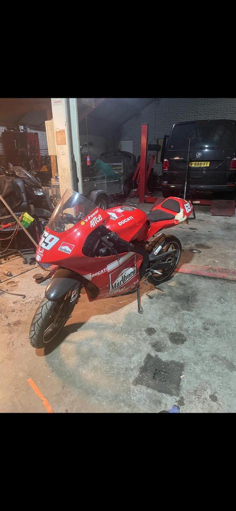 Aprila rs50, Fietsen en Brommers, Scooters | Aprilia, Zo goed als nieuw, Overige modellen, Maximaal 45 km/u, Tweetakt, Ophalen of Verzenden