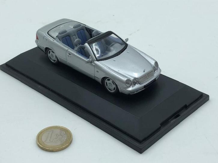 Mercedes CLK Cabrio Dealerverpakking, Schuco, Hobby en Vrije tijd, Modelauto's | 1:43, Zo goed als nieuw, Auto, Schuco, Ophalen of Verzenden