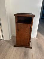 Oud nacht kastje, Huis en Inrichting, Ophalen, Zo goed als nieuw, Hout, Minder dan 45 cm