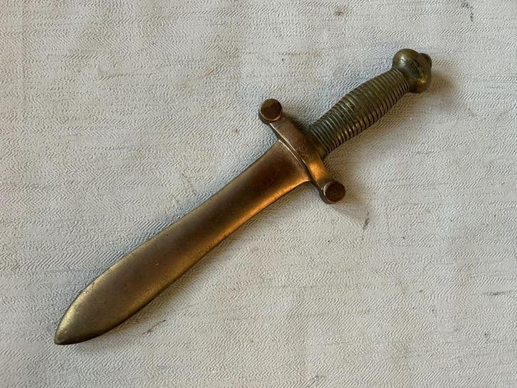 Koperen of bronzen sierdolk naar Mle 1831, Verzamelen, Militaria | Algemeen, Landmacht, Kunstobject, Overige gebieden, Ophalen of Verzenden