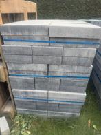 Opritstenen 20x30x6 grijs antraciet c.a. 10 m2, Tuin en Terras, Ophalen, Klinkers, Nieuw, 10 m² of meer