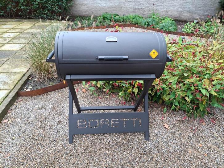 T.E.A.B Boretti Barilo 2.0 houtskool bbq Z.G.A.N, Tuin en Terras, Houtskoolbarbecues, Zo goed als nieuw, Ophalen