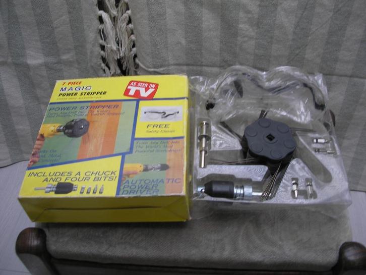 Nieuwe Magic power stripper € € 6,00., Doe-het-zelf en Verbouw, Gereedschap | Schuurmachines, Nieuw, 1200 watt of meer, Ophalen of Verzenden