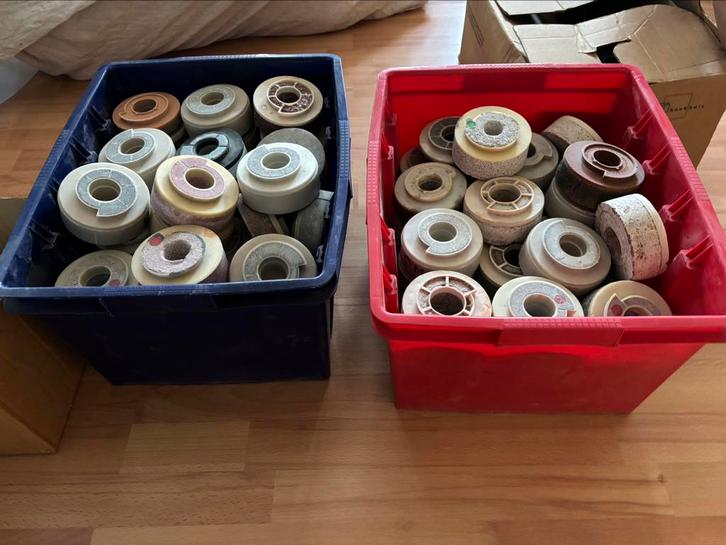 Kratten met carborundum schuurschijven, Doe-het-zelf en Verbouw, Gereedschap | Schuurmachines, Zo goed als nieuw, Excentrische schuurmachine