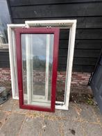 2 raamkozijnen 75cm x 150cm - 1 met uitzetraam, Doe-het-zelf en Verbouw, Kozijnen en Schuifpuien, Gebruikt, Raamkozijn, Inclusief glas