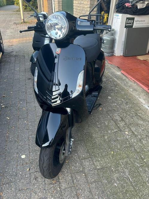 La souris sourini 2021 Zeer netjes met factuur, Fietsen en Brommers, Scooters | Overige merken, Zo goed als nieuw, Benzine, Ophalen
