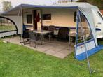 Hobby KMFE 560 (2003)- Mover, voortent en aparte luifel, Caravans en Kamperen, Caravans, Hobby, Hefbed, Particulier, 5 tot 6 meter