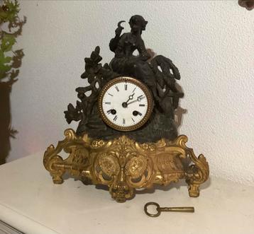 Franse Pendule - Klein beschikbaar voor biedingen